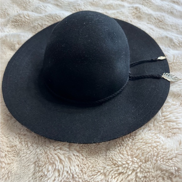H&M Classic Black Floppy Hat - Picture 3 of 6